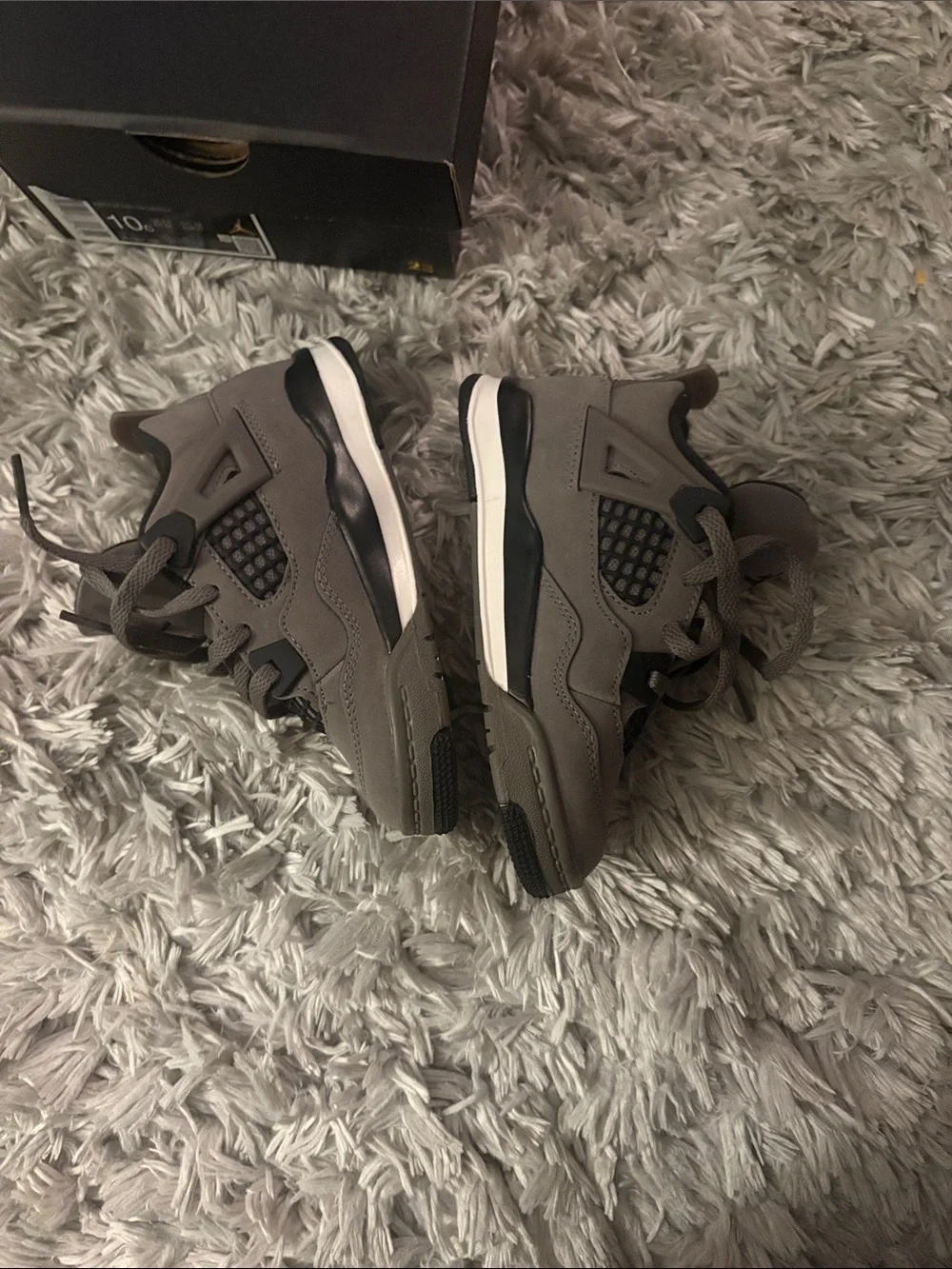 Retro Jordan 4